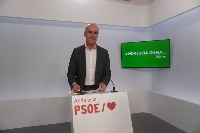El portavoz del Grupo Municipal Socialista, Antonio Muñoz.