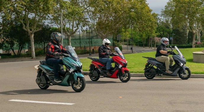 Velca lanza descuentos de hasta 1.100 euros en la compra de motos y ciclomotores.
