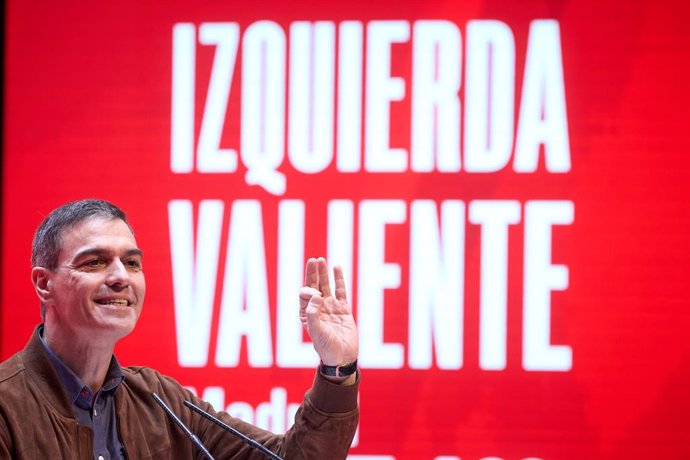 El secretario general del PSOE y presidente del Gobierno, Pedro Sánchez, interviene durante el 15º Congreso Regional del PSOE de Madrid 