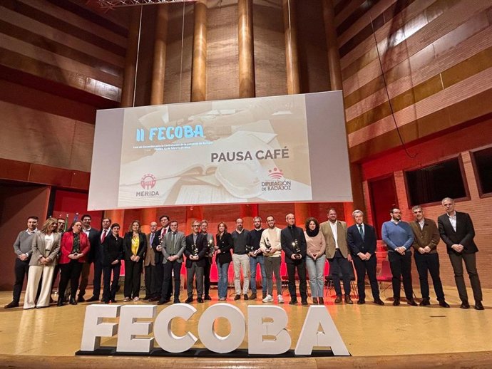 Foto de Familia con los premiados en Fecoba.