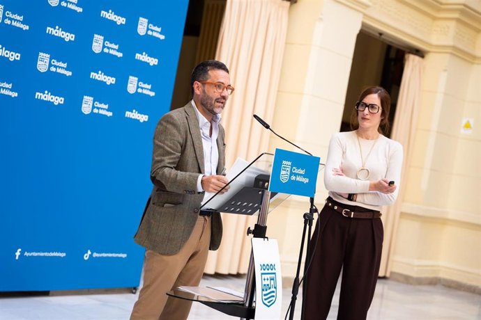 El concejal delegado de Turismo, Jacobo Florido, presenta el estudio de la industria de reuniones y eventos profesionales en la ciudad de Málaga relativo a 2024