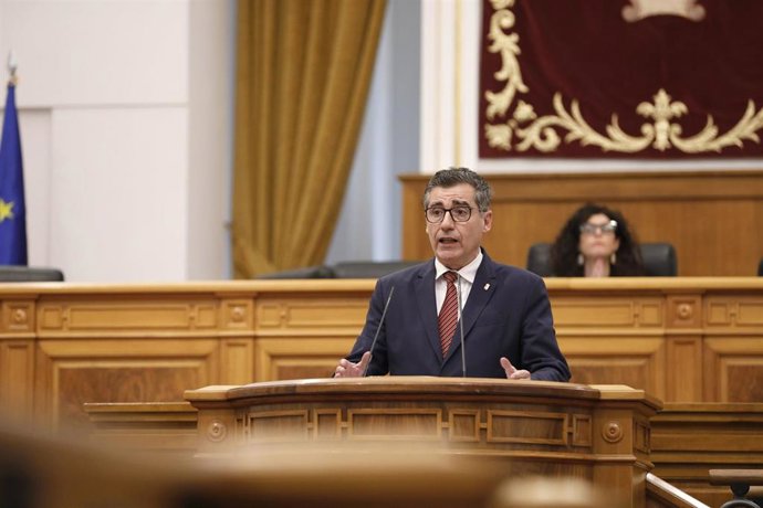 El diputado de Vox, Francisco Cobo, durante el debate en Cortes.