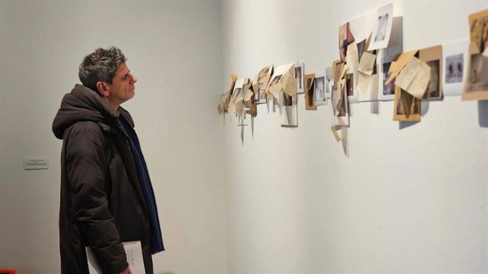 Exposición 'La esfinge te prefiere', de Javier Peñafiel, en el Museo de Teruel.