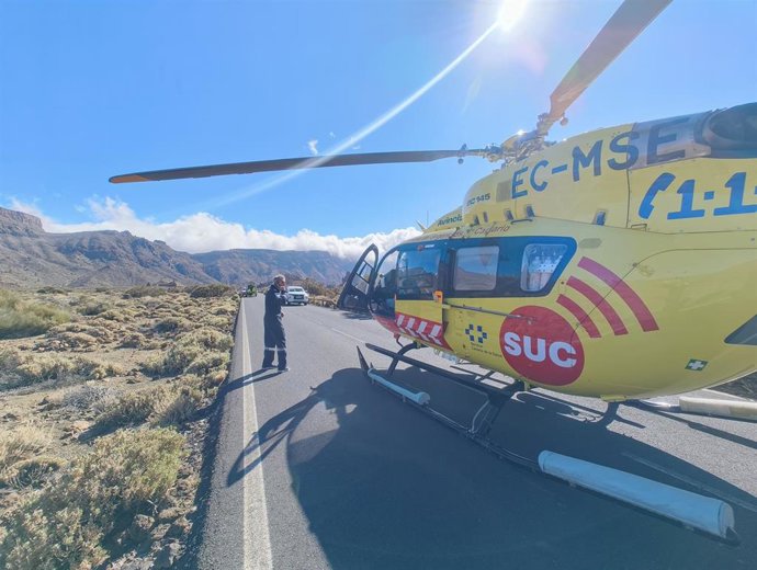 Evacuado en un helicóptero un ciclista tras sufrir un accidente con un peatón en La Orotava (Tenerife)