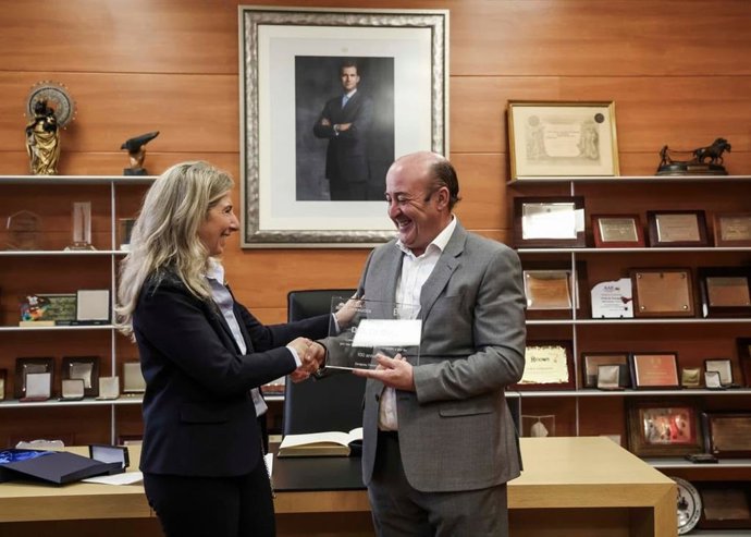 Rioja, galardonada como "referente en innovación" en la Feria ENOMAQ 2025