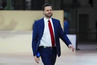 El vicepresidente de EEUU amenaza a Rusia con sanciones y el envío de tropas a Ucrania si no hay acuerdo de paz