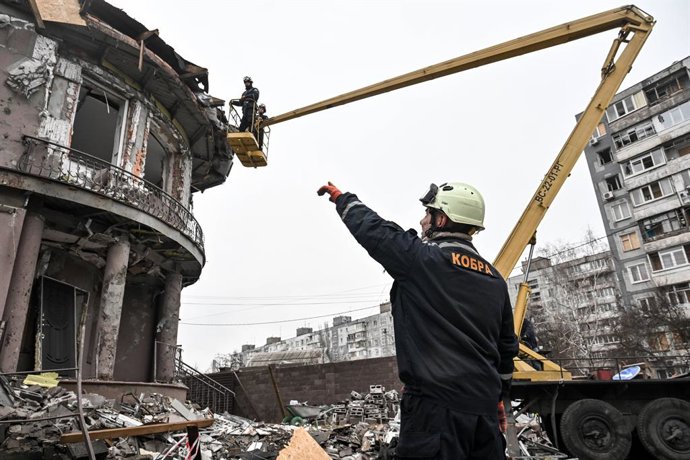 Danos materiais após um ataque de drone do exército russo em Zaporiyia, Ucrânia (arquivo)