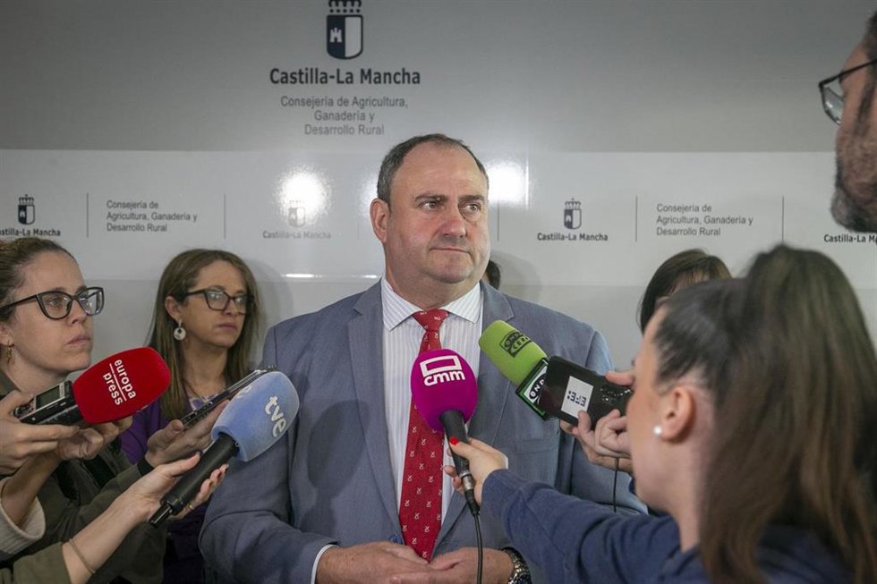 El consejero de Agricultura, Ganadería y Desarrollo Rural, Julián Martínez Lizán