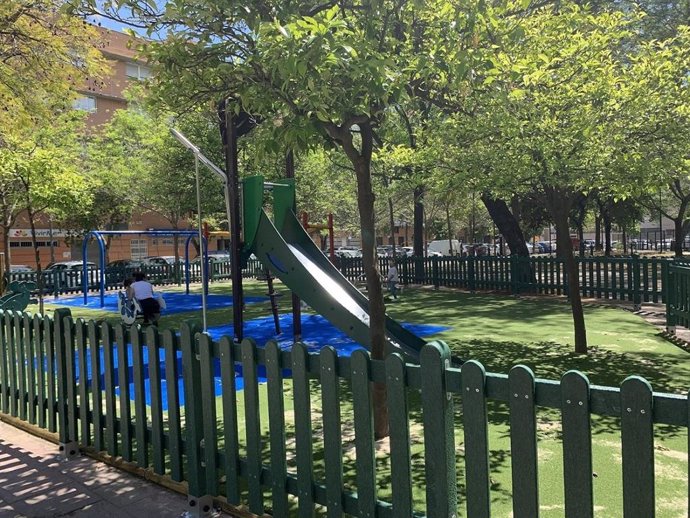 Archivo - Imagen de archido de un parque infantil en Triana
