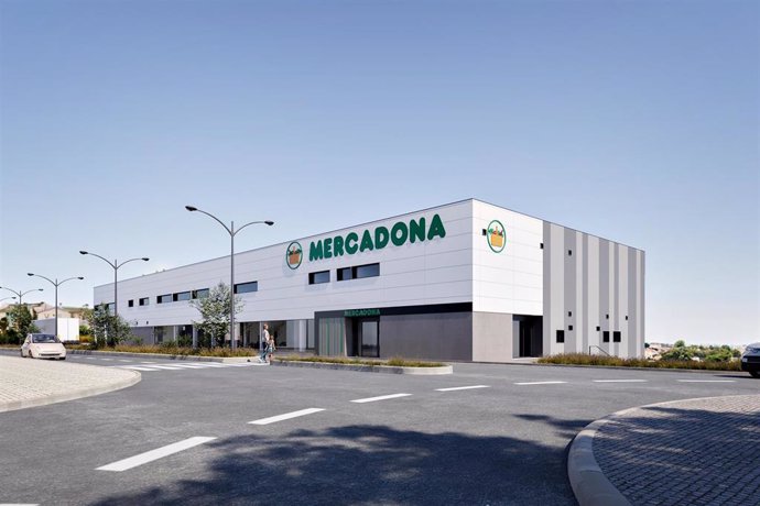 Archivo - Supermercado de Mercadona en Lisboa