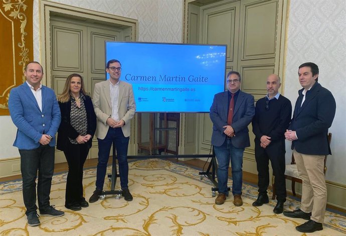 Creada una página web con motivo del centenario del nacimiento de la escritora salmantina Carmen Martín Gaite.