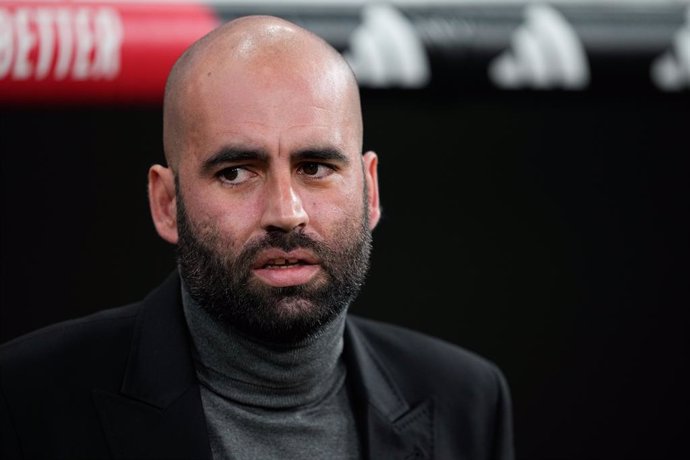 Claudio Giraldez, head coach of Celta de Vigo, looks on during the Spanish Cup, Copa del Rey, round of 16 football match played between Real Madrid and RC Celta de Vigo at Santiago Bernabeu stadium on January 16, 2025, in Madrid, Spain.