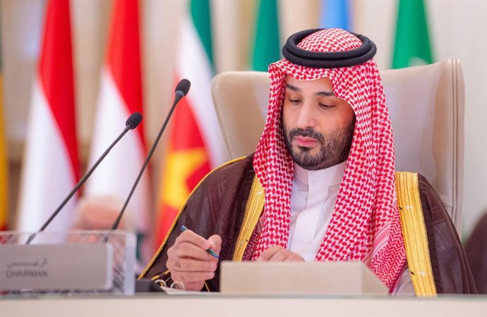 Archivo - Arquivo - 11 de novembro de 2024, Riad, Riad, Arábia Saudita: O príncipe herdeiro saudita Mohammed bin Salman discursando na cúpula conjunta de líderes extraordinários da Organizao de Cooperao Islmica (OIC) e da Liga Árabe em Riad, em 11 