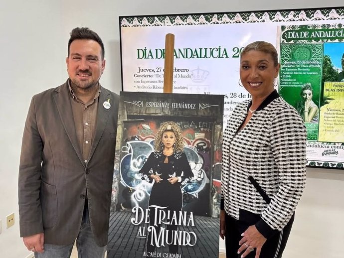 Christopher Rivas, con la cantaora Esperanza Fernández.