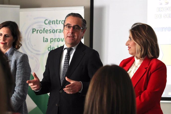 La Junta organiza la quinta mesa de FP Dual entre centros educativos y el sector empresarial