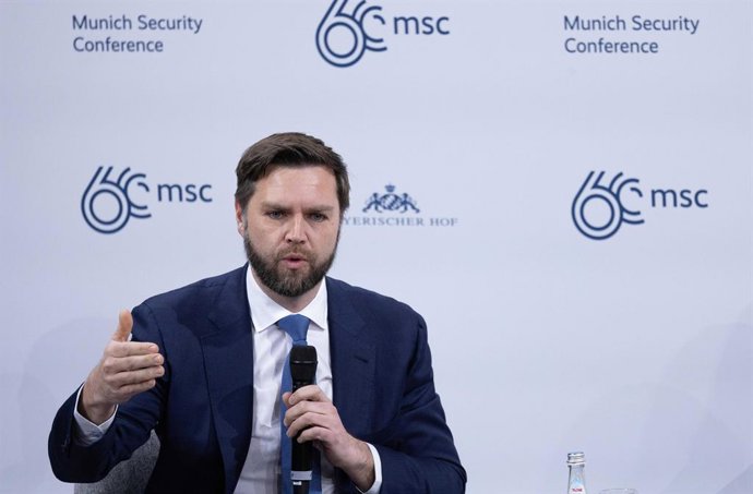 Archivo - Arquivo - 18 de fevereiro de 2024, Munique, Alemanha: O senador americano J.D. Vance comenta em um painel de discusso sobre "Figuring Out Relationship Goals: A UE e seus parceiros", durante a 60 Conferncia de Segurana de Munique, no Hotel 