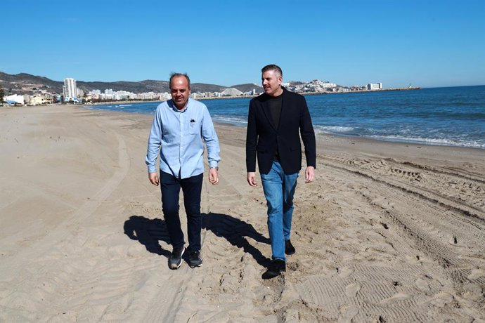 Les platges de Cullera comencen a recuperar la seua esplendor després de la dana