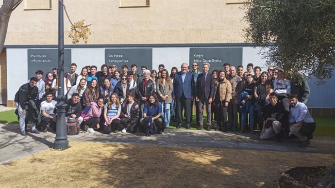 Foto de familia en el ZEPA del Alto Guadiato.