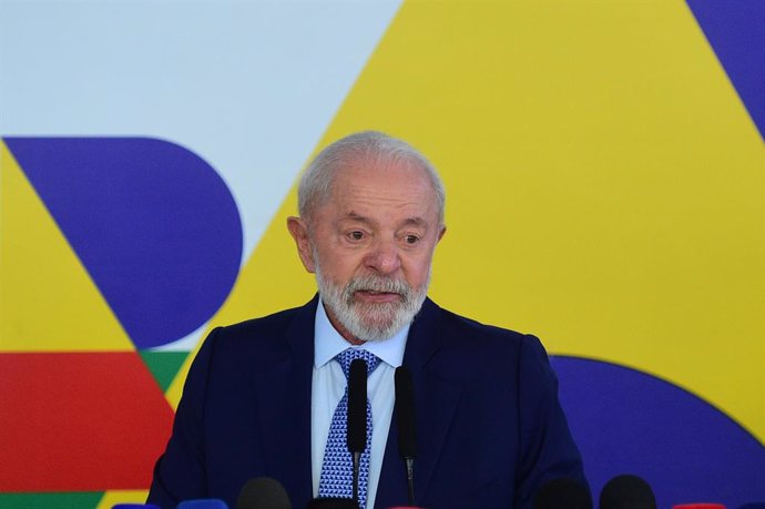 BRASILIA, Jan. 31, 2025  -- Brazilian President Luiz Inacio Lula da Silva attends a press conference at the Planalto Palace in Brasilia, capital of Brazil, on Jan. 30, 2025. Brazil would respond appropriately if the United States imposes tariffs on Brazil