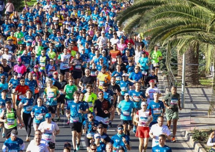 El Ayuntamiento de Alicante programa cortes de tráfico este domingo por la Media Maratón y la Volta Femenina.
