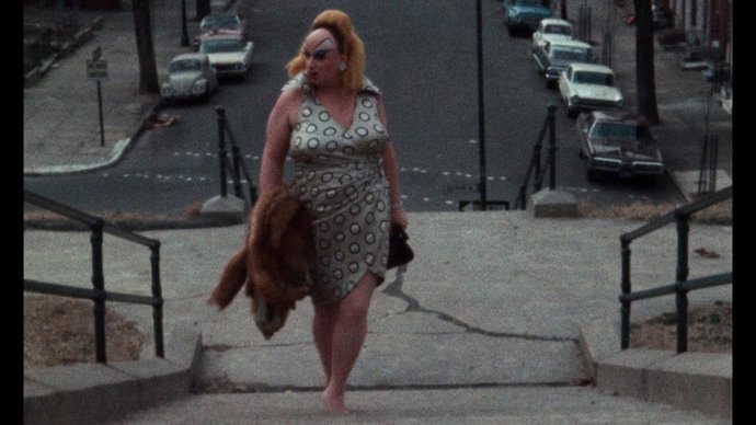 Los flamencos rosa de John Waters irrumpen en el 'Telón bizarro' de Rambleta