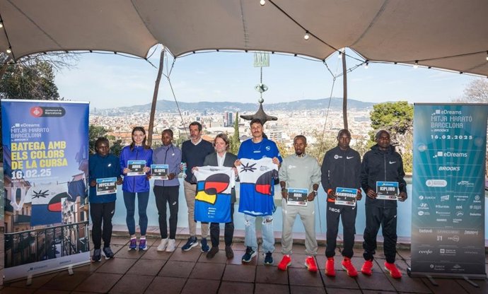 Presentación de la eDreams Mitja Marató Barcelona by Brooks 2025 en Barcelona