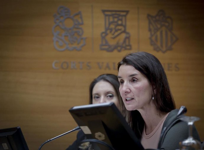 La consellera Ruth Merino comparece este viernes por la tarde en la comisión de Economía de Les Corts