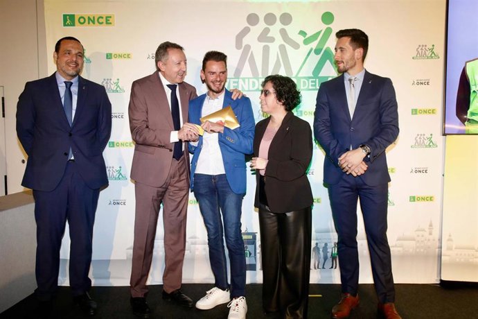 Emilio Caballero, mejor vendedor de la ONCE en Córdoba durante 2024.