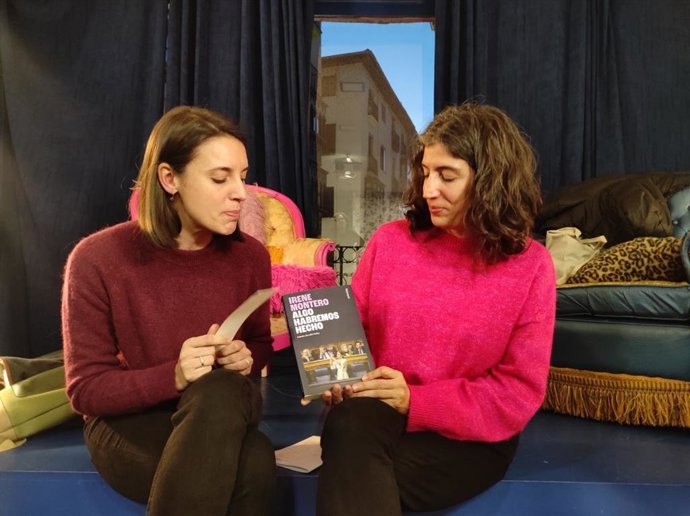 Irene Montero y Nerea Barjola en la presentación del libro "Algo habremos hecho"