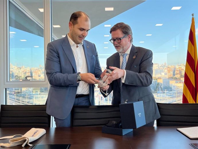 El conseller de Presidencia de la Generalitat, Albert Dalmau, y el presidente del Port de Tarragona, Santiago Castellà