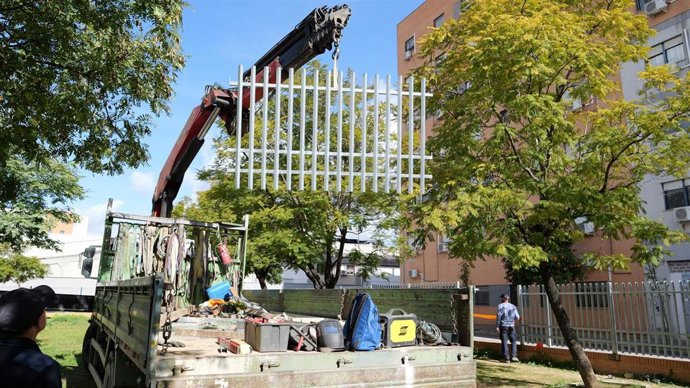 Mejoras del cerramiento del parque de Contadores