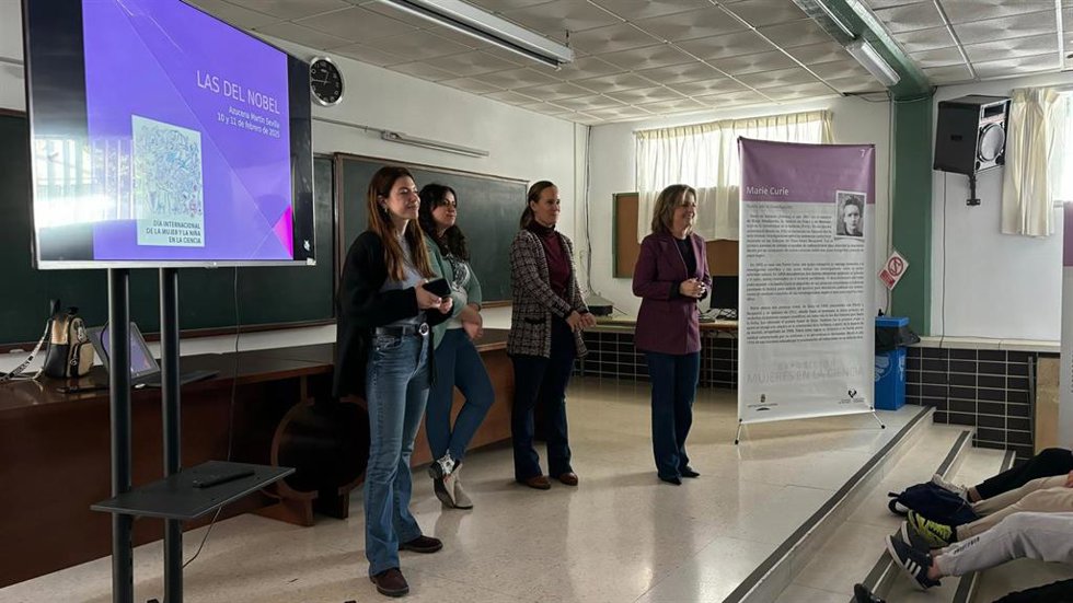 Imagen de la exposición de 'Mujeres en la Ciencia' en Almería.