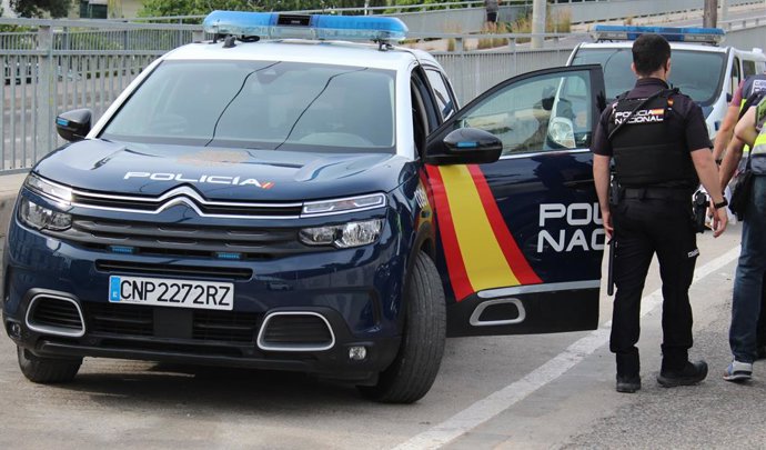 Archivo - Arquivo - Imagem de arquivo de oficiais da Polícia Nacional