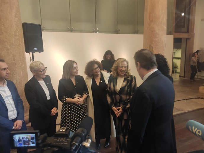 Belarmina Díaz, felicitada por distintas autoridades en Oviedo