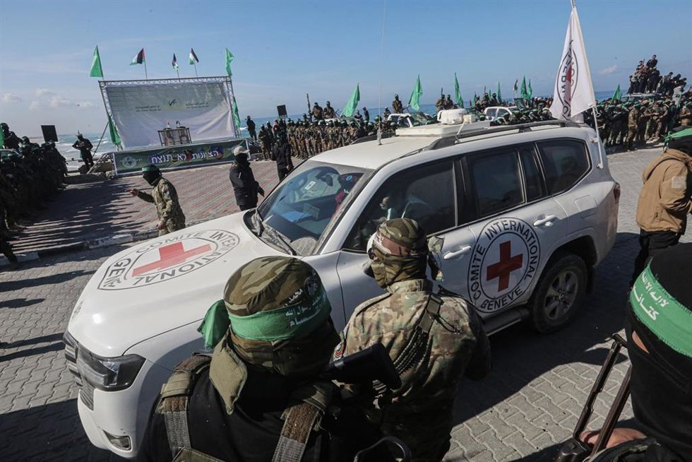 Un vehículo del Comité Internacional de la Cruz Roja (CICR) en Gaza