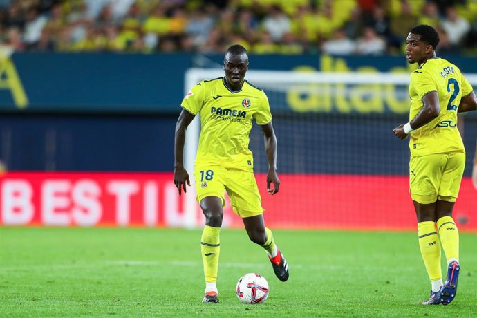 Archivo - Pape Gueye, en un partido con el Villarreal CF.
