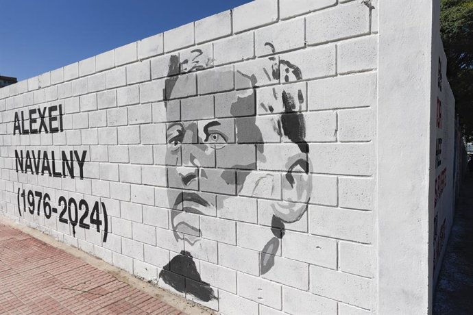 Archivo - 4 de abril de 2024, Buenos Aires, Buenos Aires, Argentina: No último domingo, artistas russos que vivem na cidade pintaram um mural em homenagem a Alexei Navalny na esquina da Brasil com a Balcarce, no bairro de San Telmo. Navalny, o líder do pa