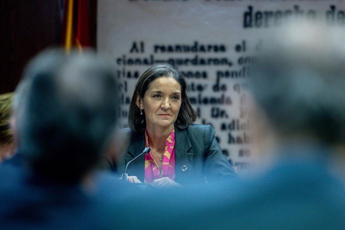 O ex-ministro da Indústria, Comércio e Turismo e porta-voz do PSOE na Câmara Municipal de Madri, Reyes Maroto, comparece perante a Comissão de Inquérito sobre o "caso Koldo", no Senado, em 29 de janeiro de 2025, em Madri (Espanha). A comissão trata de