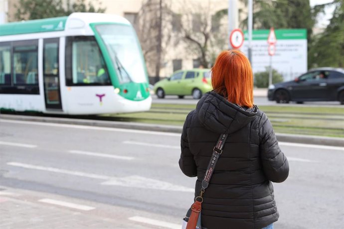 Archivo - Imagen del tranvía de Jaén en pruebas, en foto de archivo.