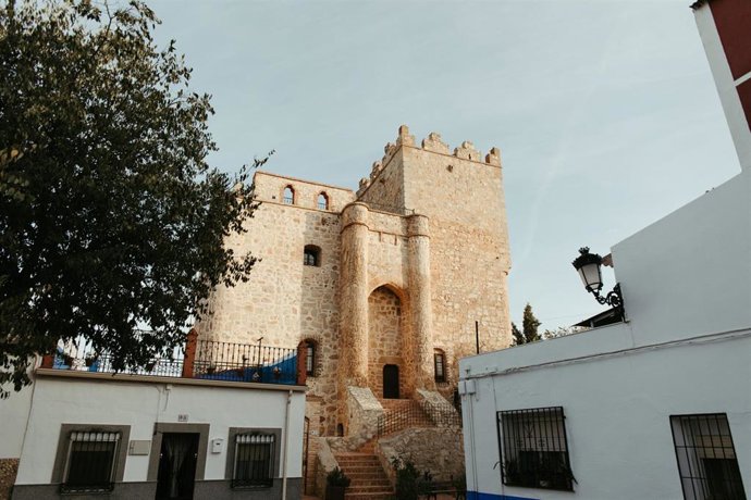 Archivo - Castillo de Manzaneque.