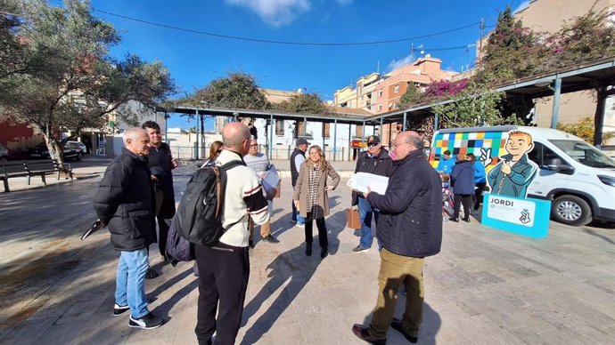 El Ayuntamiento inicia la renovación del alumbrado de Natzaret con una inversión de más de 270.800 euros