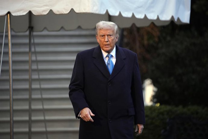 31 de janeiro de 2025, Washington, Distrito de Columbia, EUA: O presidente dos Estados Unidos, Donald Trump, sai do gramado sul da Casa Branca, em Washington, a caminho de Palm Beach, na Flórida, em 31 de janeiro de 2025
