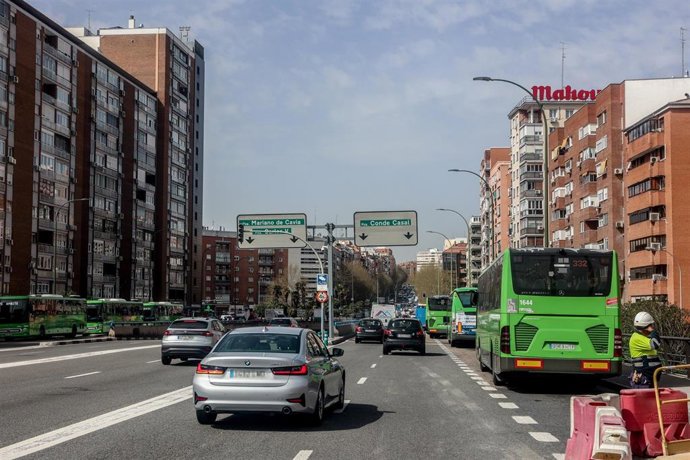 Archivo - Entrada a Conde de Casal por la A-3