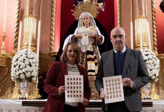 Correos facilita sus servicios para la difusión de la coronación canónica de la Virgen de los Dolores de Arahal