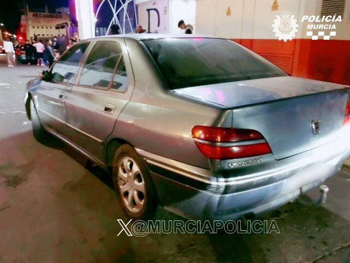 Imagen del vehículo interceptado por la Policía Local