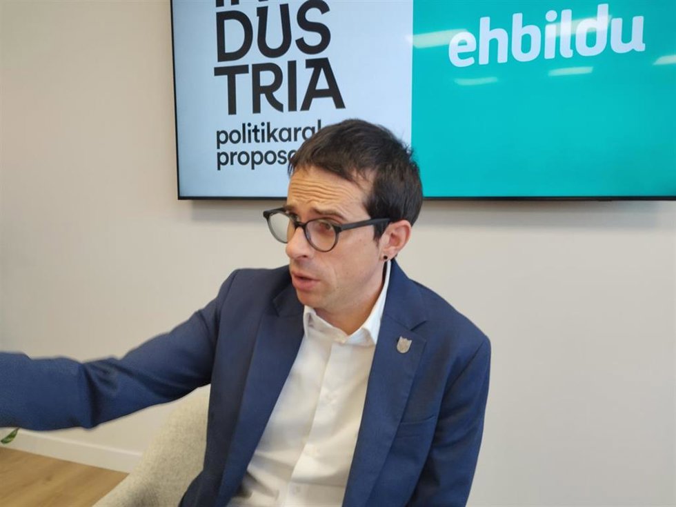 Archivo - El candidato a Lehendakari de EH Bildu, Pello Otxandiano.