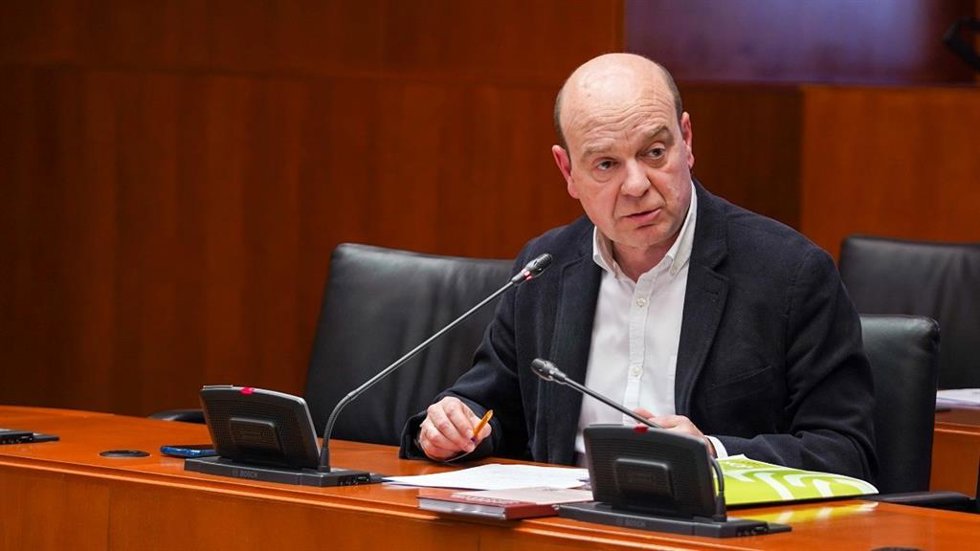 El portavoz de VOX en la Comisión de Agricultura de las Cortes de Aragón, Santiago Morón.