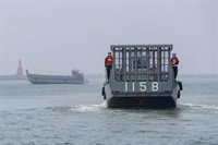 China acusa a Canadá de "socavar la paz" tras el paso de uno de sus buques de guerra por el estrecho de Taiwán