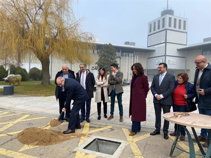 Comienza la reforma del bulevar del Recinto Ferial de Salamanca con un presupuesto de un millón de euros.
