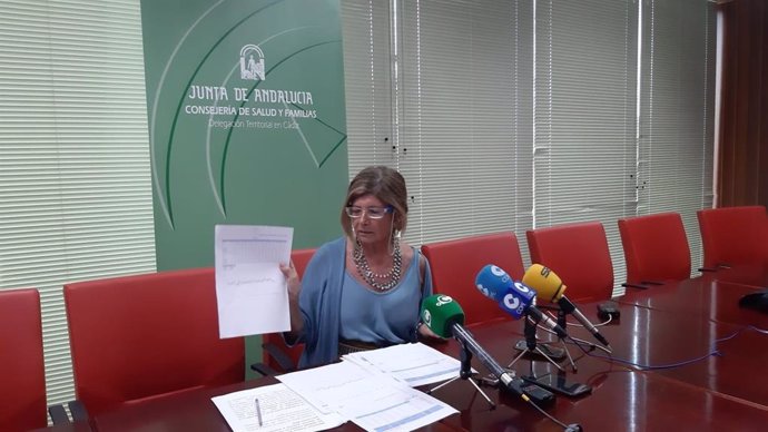 Archivo - Isabel Paredes, delegada de Educación en Cádiz.